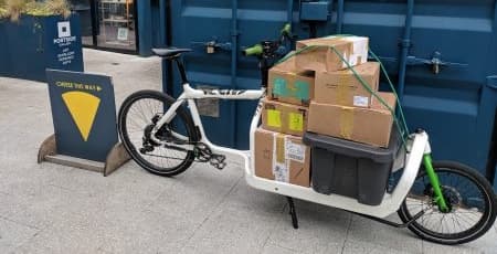 Velocious bicycle courier